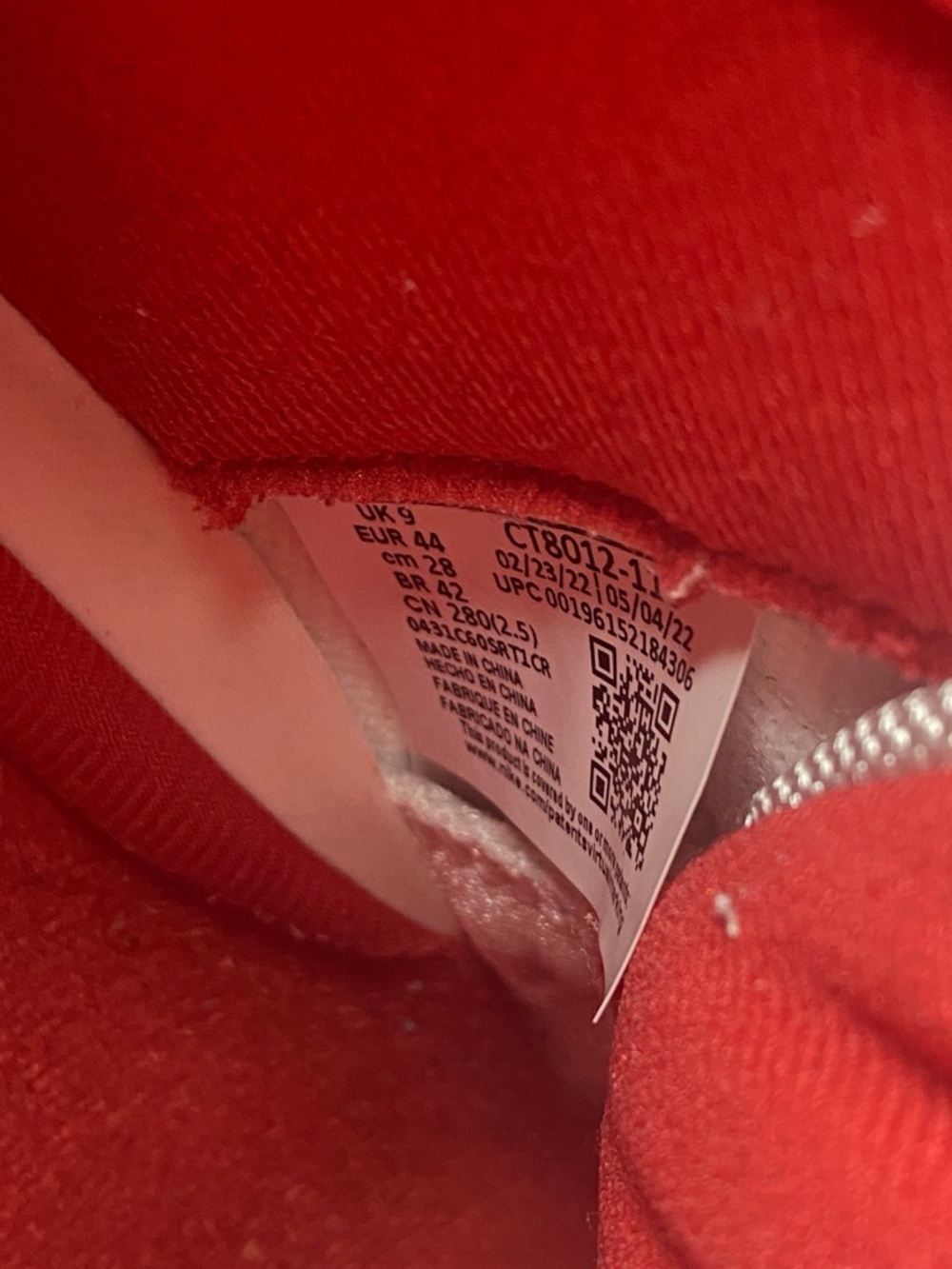 Size 10 - Jordan 11 Retro High Cherry - Picture 8 of 8
